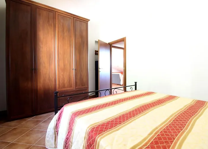 La Mansarda In Pineta Appartement *